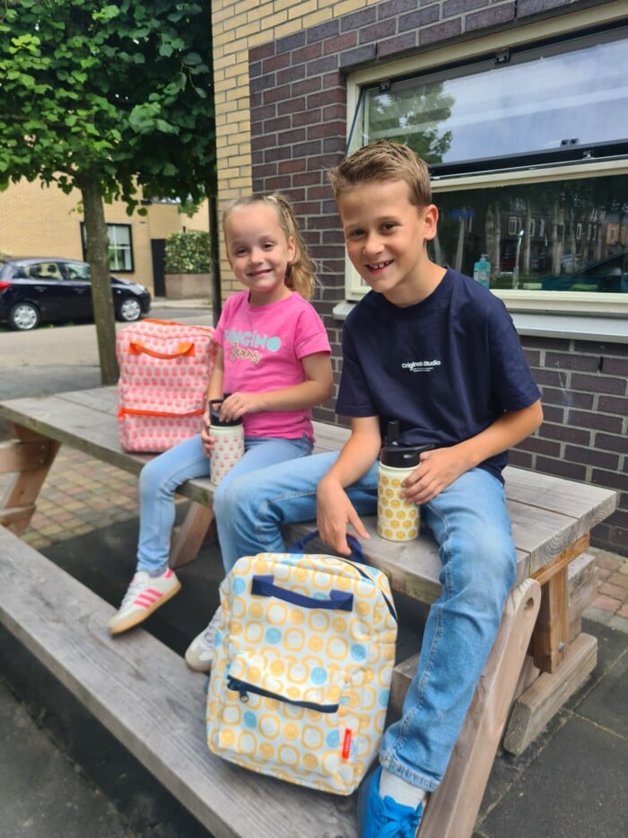 ENGEL. drinkfles Smiley, waterfles, drinkfles, smiley, rvs, kinderbeker, backtoschool, geel, flaske, engelpunt.nl